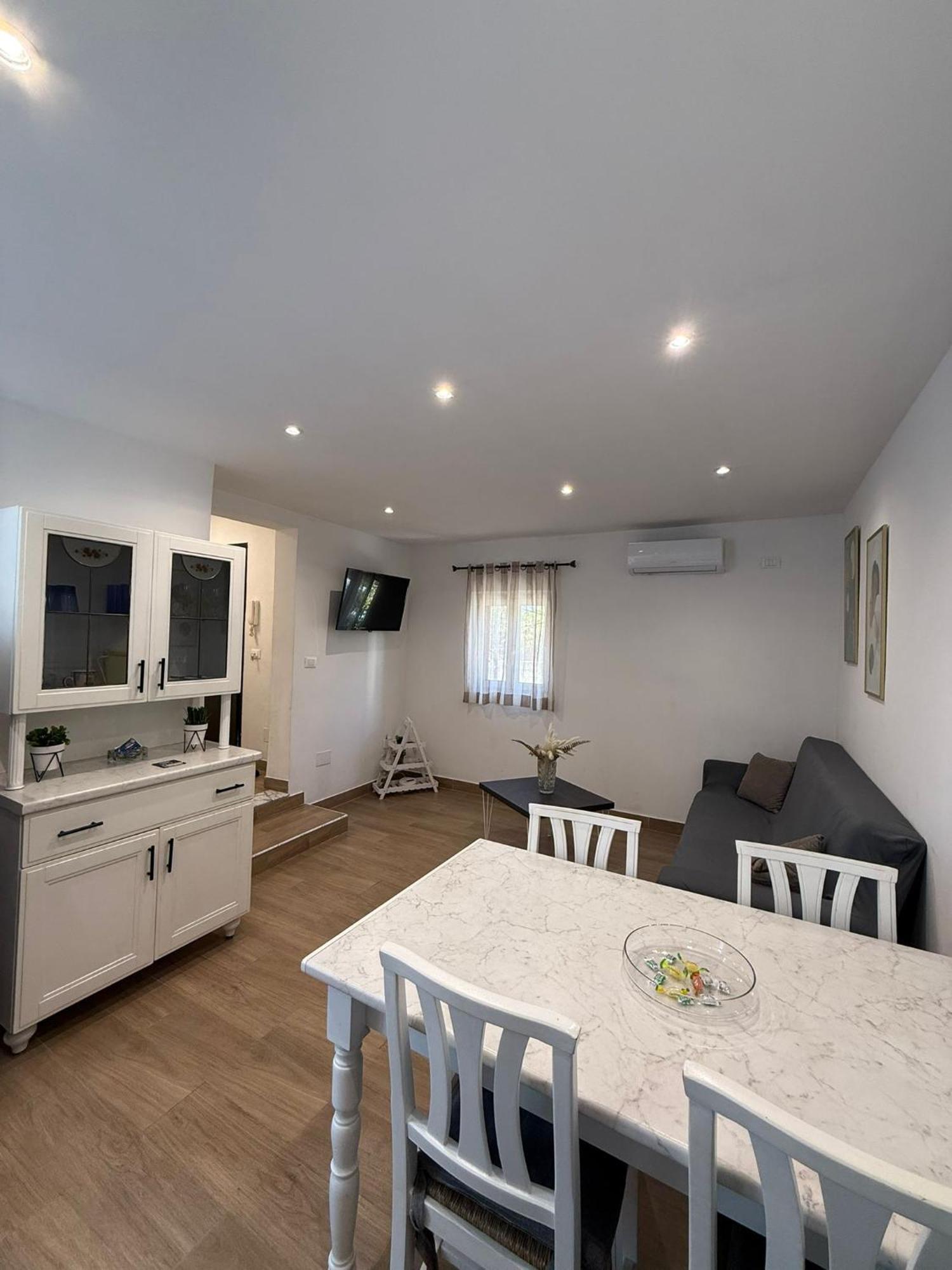Marea Villa - Palermo, Palermo